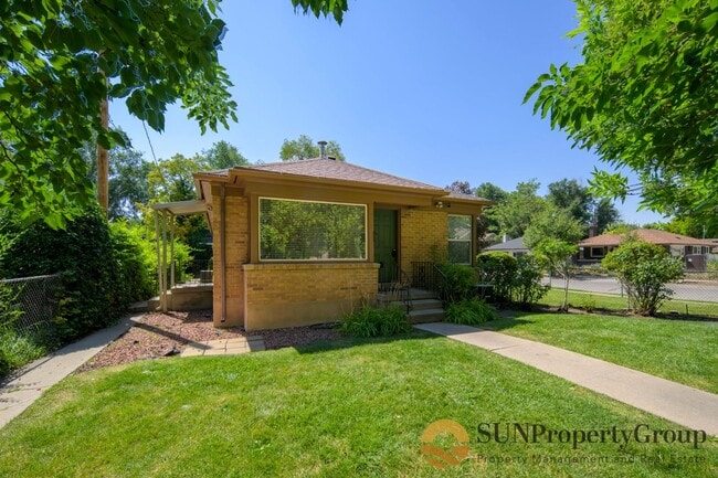 Photo - Newly Updated Liberty Wells Duplex!!