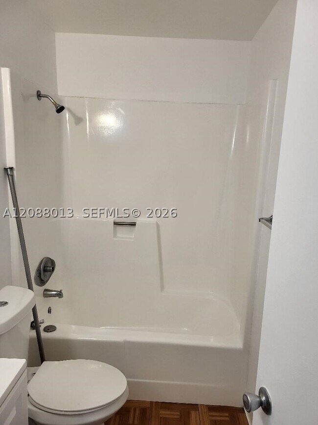 Photo - 5156 NE 6th Ave Unit 219