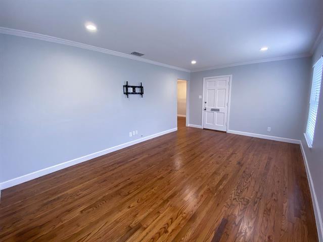 Photo - 5024 W University Blvd