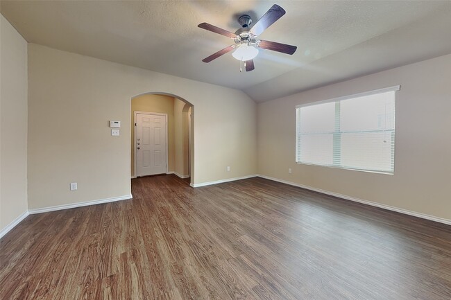 Photo - 2822 Wisner Cir