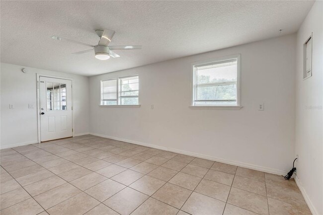 Photo - 4181 Chestnut Dr