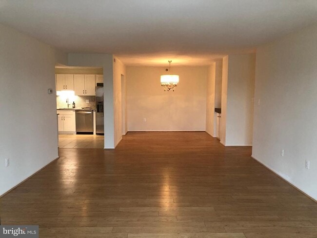 Photo - 3310 N Leisure World Blvd Unidad 621