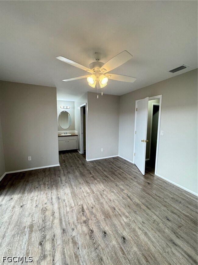 Photo - 3325 SE 15th Pl Unit 202