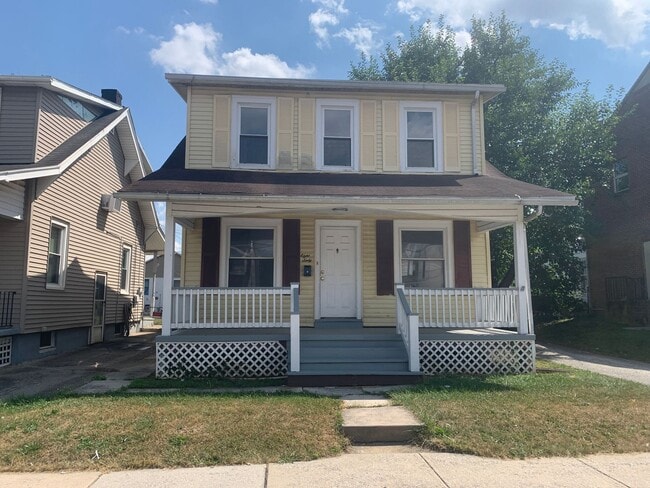 Building Photo - 2 Bedroom Detached House-East End York City