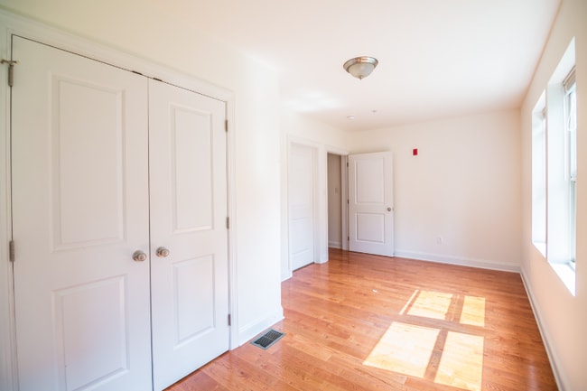 Photo - 3614 Spring Garden St Unit Apt B