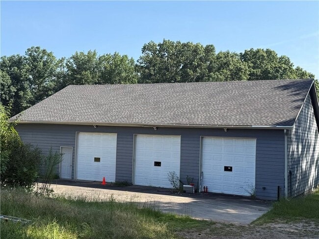 Photo - 3331 Friendship Rd