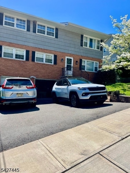 Photo - 14 Chopin Dr