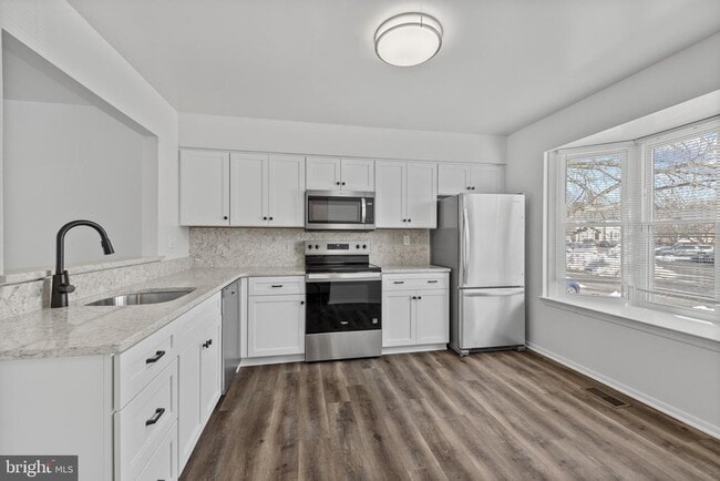 Photo - 6160 Majors Ln