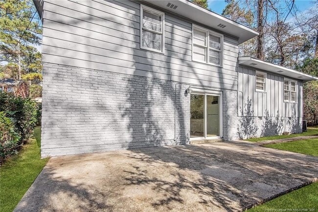 1401 Briarcliff Dr