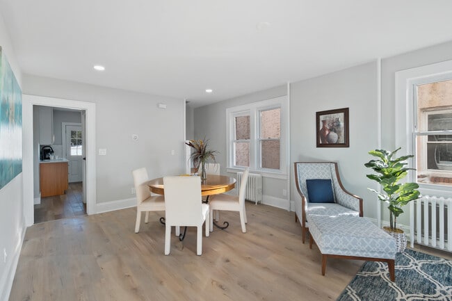 Photo - 895-901 Port Reading Ave