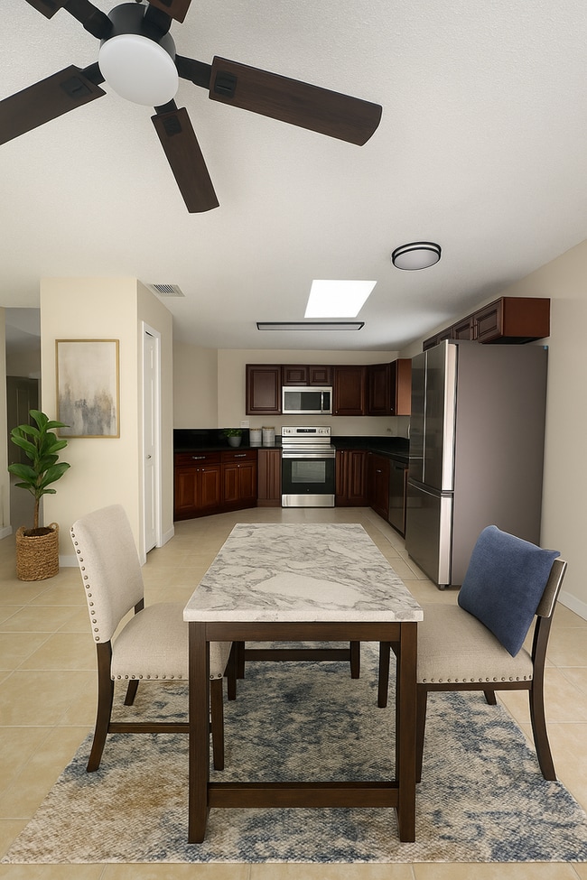 Photo - 3/2 LARGE corner lot in Polk County Poinciana