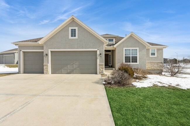 Photo - 25258 W 83rd Terrace