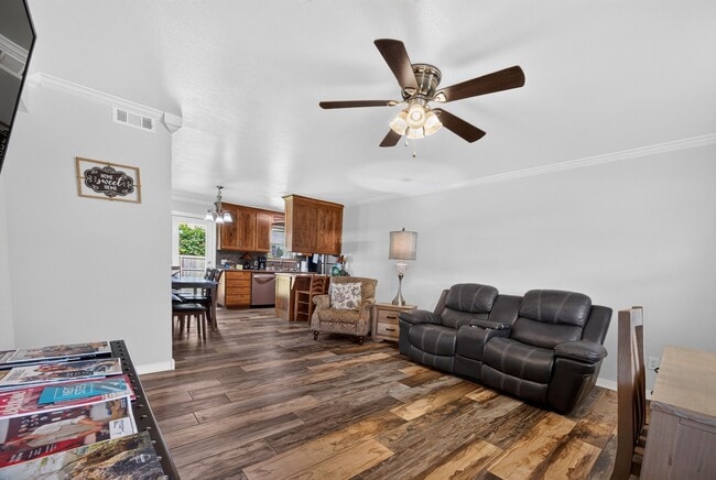 Photo - 2503 Purdue Cir