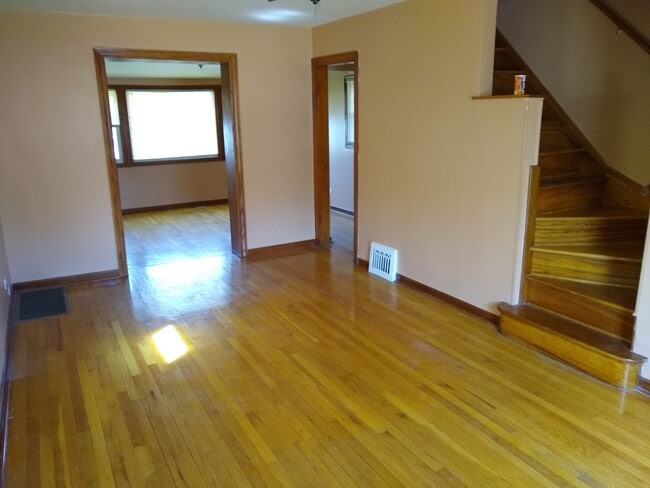 Photo - 5120 S Mason Ave