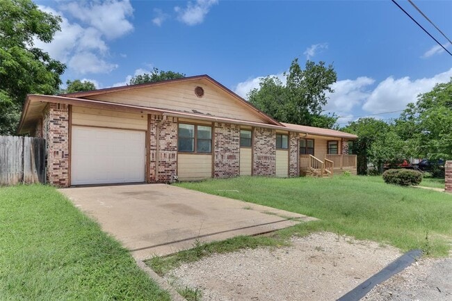 Photo - 2509 Sumac Ln