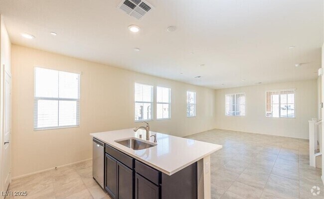 Building Photo - 2887 Starling Summit St Rental