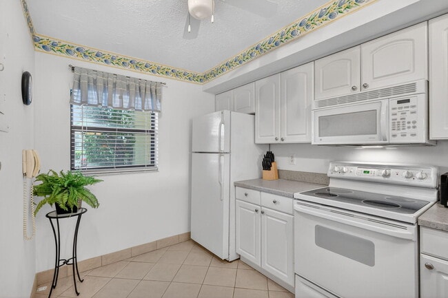 Photo - 7410 S Ocean Dr Unit 109