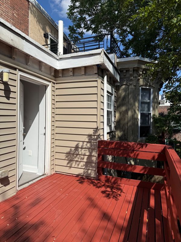 1732 Mt Vernon St Unit 2A