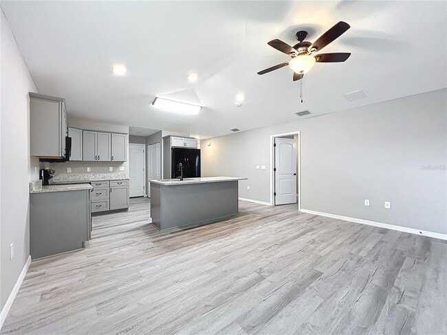 Photo - 7091 Tamarind Way