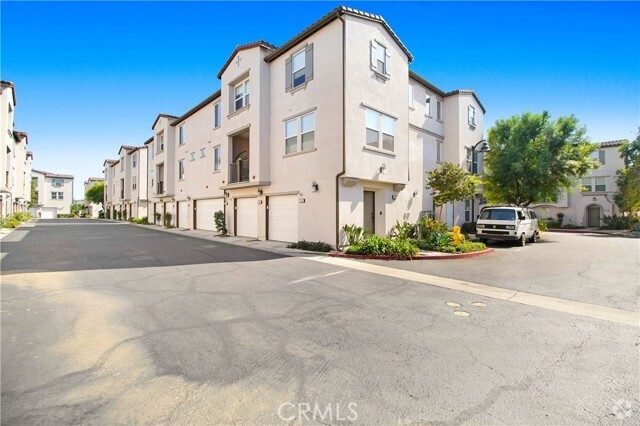 Building Photo - 1133 Calle Montana Rental