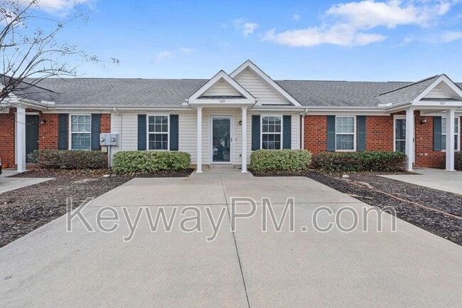 Photo - 669 Brook Trail