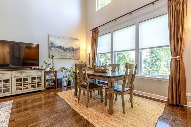 Photo - 842 Chestnut St