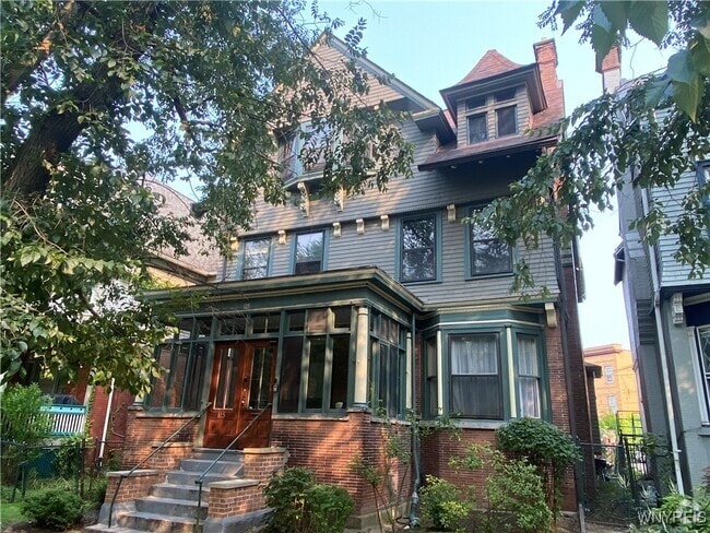 Building Photo - 115 Bidwell Pkwy Rental