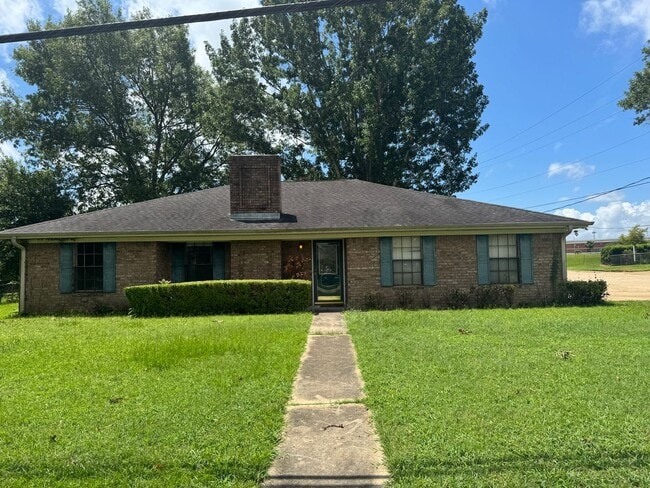 3/2/2 KISD. Exterior storage Fenced yard P... - 3/2/2 KISD. Exterior storage Fenced yard P... House