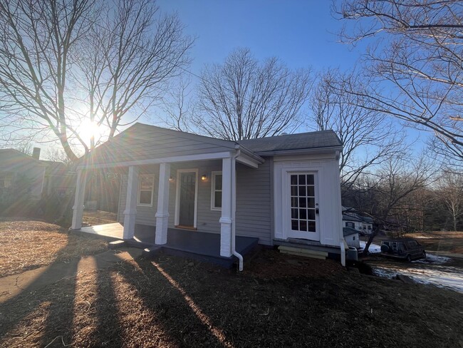 Beautifully remodeled home close to Va Bap... - Beautifully remodeled home close to Va Bap...