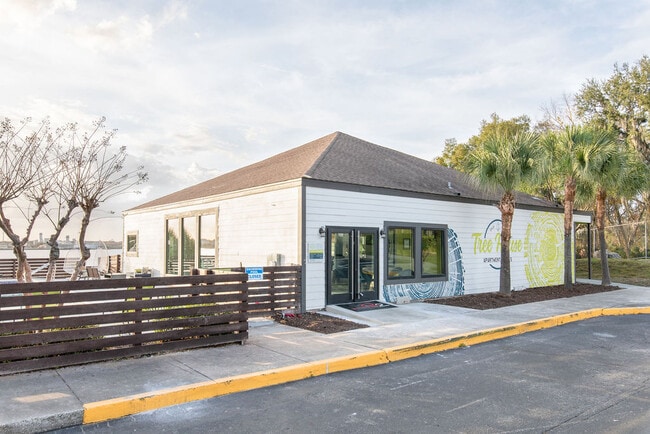 Leasing Office