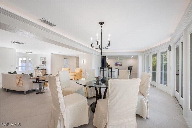 Photo - 735 Parkview Ln