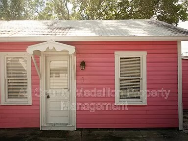 Photo - 1606 Hough St Unit 1