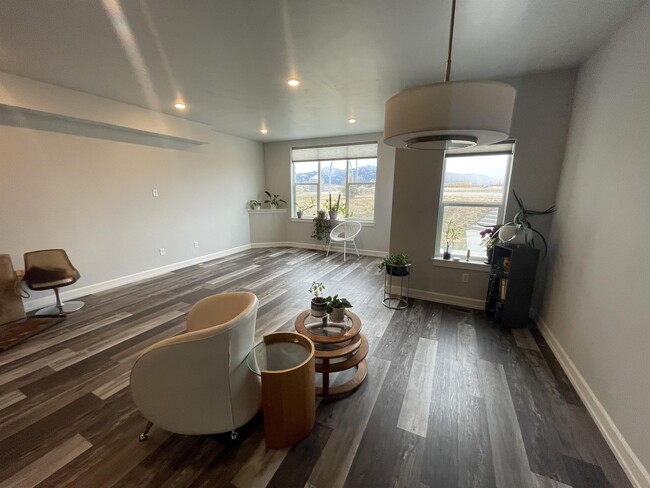 Photo - 6729 Blackwood Rd Townhome