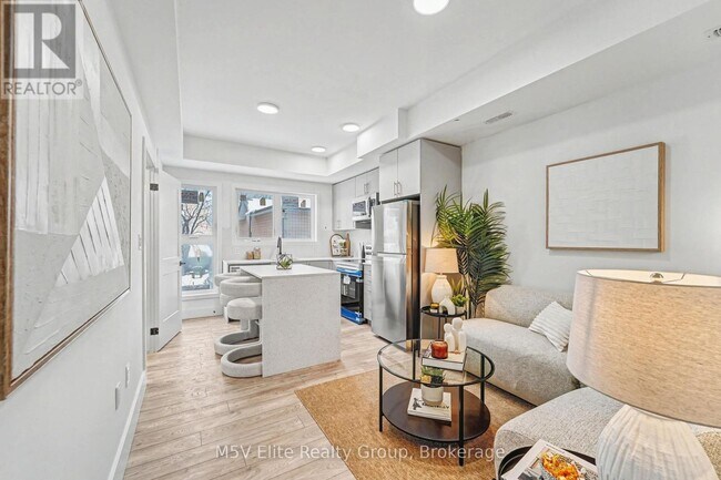 Photo - 6638 McLeod Rd