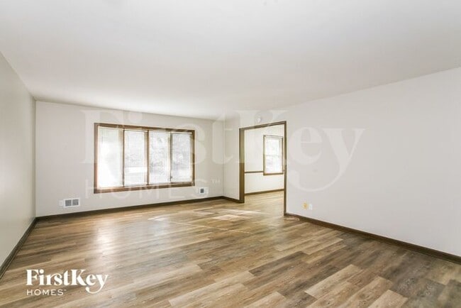 Photo - 1311 Lawrence Rd