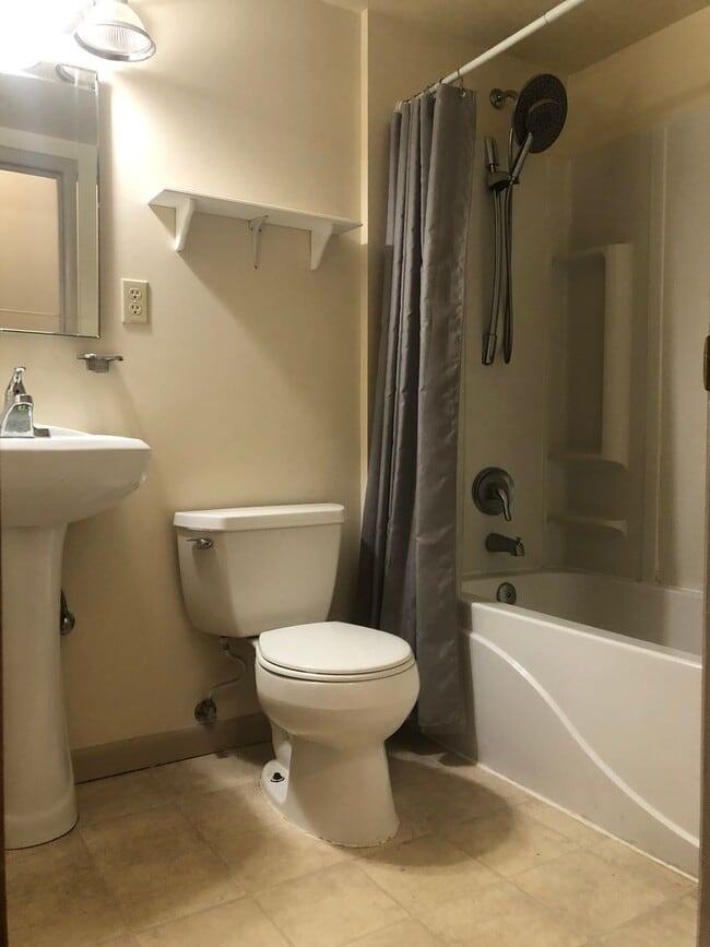 Photo - Tillicum 306 Unit Tillicum 306