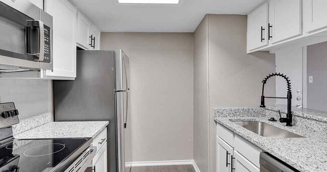Westmount at River Park Apartments