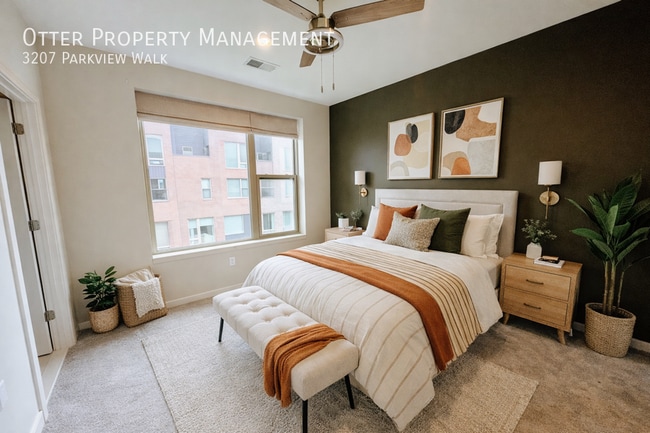 Photo - 3207 Parkview Walk