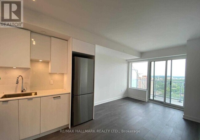 Photo - 99 Broadway Ave Unité 2411 Nt