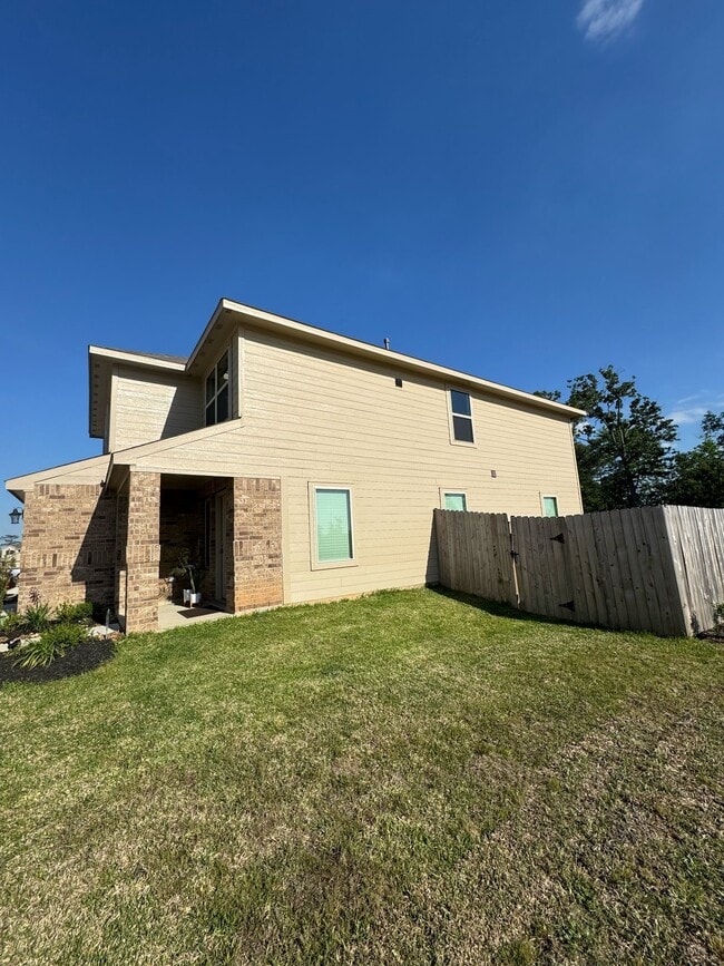 Building Photo - 14732 S Ascot Bnd Cir