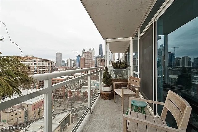 Photo - 757 N Orleans St