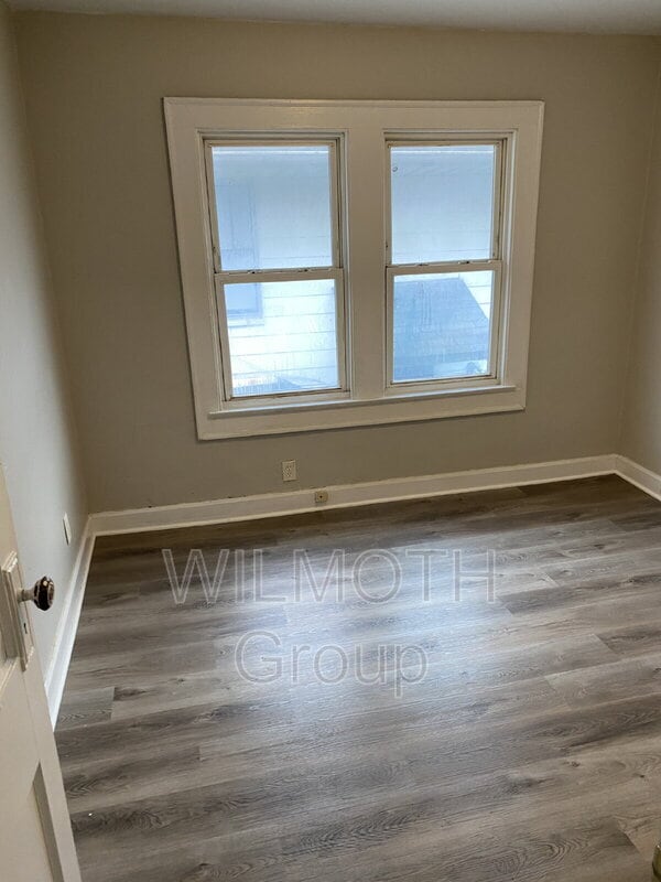 Photo - 6052 E Washington St Unit B