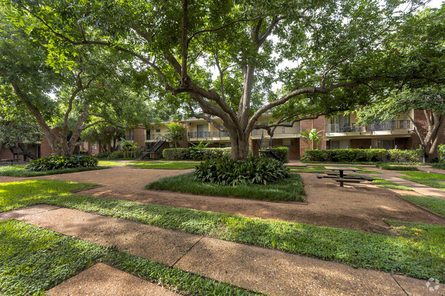 Building Photo - Colony Oaks Rental