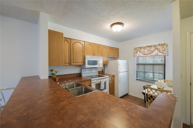 Photo - 13721 Mission Oaks Blvd Unit 13721
