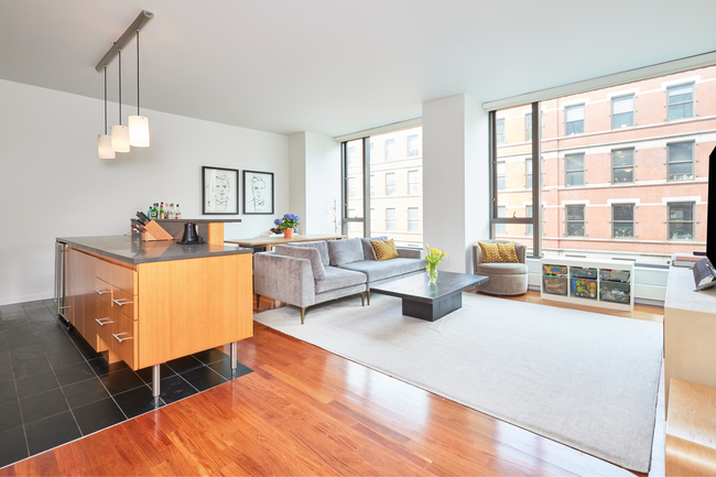 Photo - 505 Greenwich St Condo