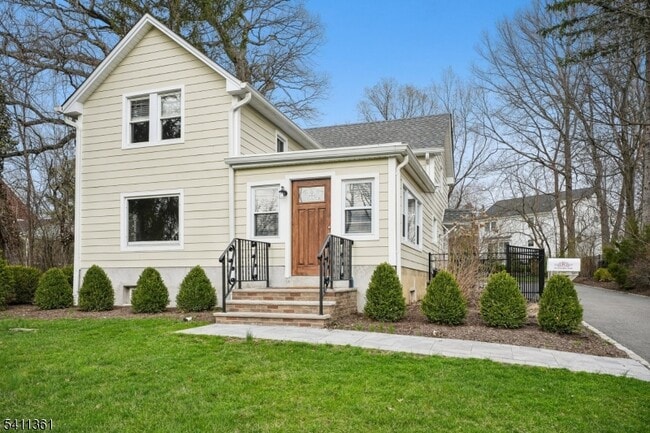 Photo - 64 Shunpike Rd