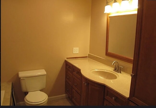 Photo - 1107 Lockenvitz Ln