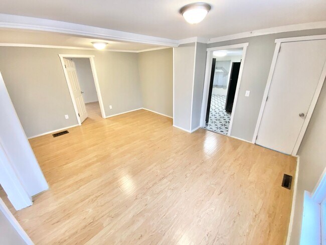 Photo - 93 Walnut St Unit #5