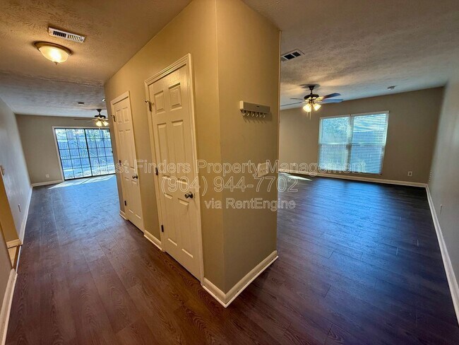 Photo - 3336 Cypresswood Dr S