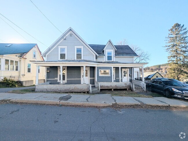 Building Photo - 48 Caledonia St Rental